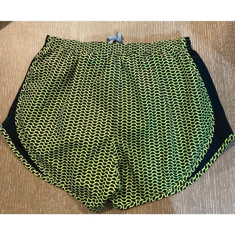 Womens Medium Neon Green and Black Geometric Print Nike Dri Fit Tempo Shorts EUC